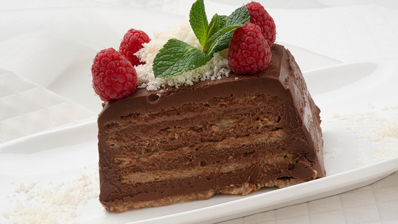 “Um sucesso louco!”, o famoso bolo caseiro de chocolate e biscoito 