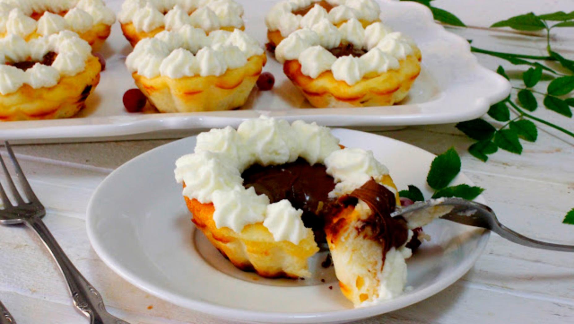 Prepare passo a passo estes deliciosos mini cheesecakes ideais para a hora do chá 