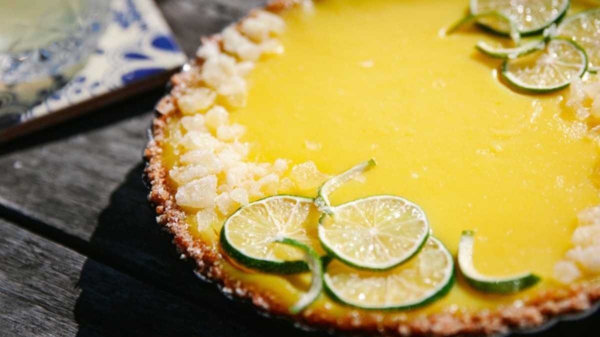 Sem forno: a receita de bolo de limão mais refrescante e fácil de todas 